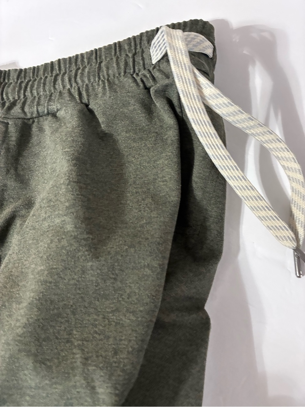 Vuori Men's Dark Olive Drawstring Lounge Pants Large - Picture 6 of 11
